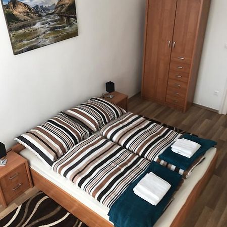 米什科尔茨Eva Apartman公寓 外观 照片